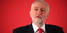 La position de Jeremy Corbyn, chef du Parti travailliste et principale force d'opposition au Royaume-Uni, en faveur d'une renégociation de l'accès au marché unique européen, a creusé les fractures au sein du Labour.