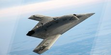 Le X-47B, de Northrop Grumman Corporation, est un chasseur sans pilote.