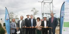 Les représentants de Perpignan Méditerranée Métropole, GRDF et Veolia, devant le site de purification biogaz au sein de la station d'épuration de Perpignan.
