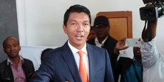 Andry Rajoelina (photo) a réuni près de 55% des suffrages devant Marc Ravalomanana avec 45%. Des chiffres qui restent encore provisoires dans l'attente du dépouillement des derniers bulletins et de la déclaration officielle de la Céni.