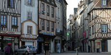 Comme Bordeaux Métropole, la communauté urbaine du Grand Poitiers se démarque par un solde naturel dynamique.
