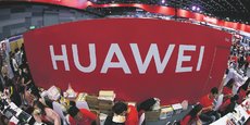 En mai, l’administration Trump a placé Huawei sur une liste rouge d’entreprises soumises à des restrictions en matière commerciale. Plusieurs firmes occidentales ont alors décidé que le géant chinois ne pourrait plus utiliser leurs produits.