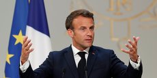 Malgré une remontée d'Emmanuel Macron, le Premier ministre Edouard Philippe reste toujours devant en termes d'opinions positives avec un écart de quatre points.