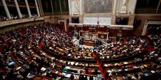 Les députés français ont adopté vendredi en première lecture la loi sur l’énergie et le climat, déclinant la politique du gouvernement dans ces deux domaines auxquels la mobilisation citoyenne et la météo de ces derniers jours ont donné un relief nouveau.
