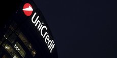 UniCredit, la deuxième plus grande banque italienne en termes de capitalisation boursière, a revu à la baisse son objectif annuel, visant désormais un chiffre d'affaires de 18,7 milliards d'euros au lieu des 19 milliards visés initialement.