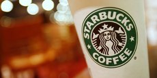 Starbucks, pour qui la Chine est le second marché mondial, a fermé la moitié de ses 4.000 points de vente dans le pays.