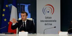 Dans la plus totale urgence, Emmanuel Macron a annoncé une dotation exceptionnelle de 4 millards d'euros à l'organisme « Santé publique France » - bien impuissant face au Covid-19, faute de moyens - pour commander « médicaments, respirateurs et masques » destinés à lutter contre l'épidémie.