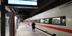Le syndicat des conducteurs GDL a décidé de renoncer à recourir à la grève pendant la période des négociations avec la direction de la Deutsche Bahn.