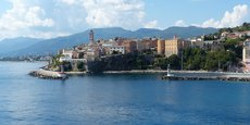 Deuxième commune de Corse avec ses 45.000 habitants et de riches agglomérations alentour, (Furiani, Borgo, Lucciana), Bastia est-elle toujours la capitale économique, face à Ajaccio qui focalise une grande attractivité?