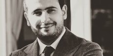 Hamza Hraoui est communicant, spécialiste en affaires publiques