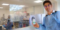 Thomas André, le fondateur de Dynveo, lance la fabrication de flacons 100 % compostables pour ses compléments alimentaires naturels.