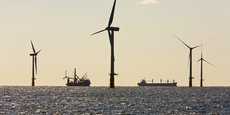 Ces prochaines années verront en particulier le boom de l'éolien en mer, alimenté par une chute rapide des coûts de production, prévoit l'AIE.