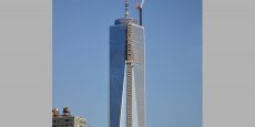L'ensemble de la tour et de sa flèche atteint 541,3 mètres de haut.