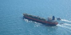Cette image (fournie à Reuters par l'agence WANA [West Asia News Agency] basée à Téhéran) est censée montrer la saisie du pétrolier sud-coréen Hankuk Chemi dans le détroit d'Ormuz par plusieurs navires des Gardiens de la révolution iraniens.