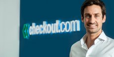 Diplômé d’HEC Lausanne et de l’Ecole Polytechnique fédérale de Lausanne, Guillaume Pousaz a fondé Net Merchant, avant de lancer en 2012 Checkout.com, prestataire de paiement en ligne.