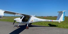 Fabriqué par le constructeur aéronautique slovène Pipistrel, le biplace monomoteur électrique Pipistrel Velis Electro est le premier avion électrique au monde à recevoir une certification de l'Agence européenne de la sécurité aérienne (AESA).