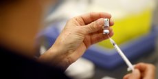 L'Association des maires ruraux de France appelle à rendre la vaccination contre le Covid-19 obligatoire pour tous, a indiqué son président, Michel Fournier.