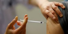 L'objectif de 40 millions de primo-vaccinés contre le Covid-19 pourrait être atteint à la fin juillet en France, a annoncé le Premier ministre Jean Castex.