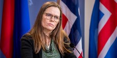 La Première ministre de gauche écologiste Katrin Jakobsdóttir a perdu du terrain aux élections législatives islandaises et ressort dans une position fragile avec huit sièges.