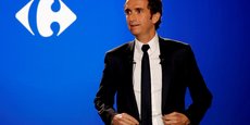 Président de de la Fédération professionnelle des supermarchés (FCD), Alexandre Bompard (Carrefour) estime que « le seul pays où la relation avec les industriels est aussi dégradée, c'est la France et c'est le seul pays où les négociations sont annuelles ».
