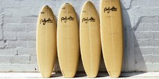 Les planches de surf de Polyola sont fabriquées avec une mousse polyuréthane plus jaune que blanche et recyclable.