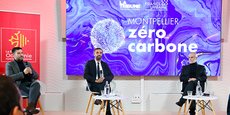 Michaël Delafosse, maire de Montpellier et président de la métropole (au centre), était aux côtés de Jean-Christophe Tortora, président de La Tribune (à gauche), et Carlos Moreno, directeur scientifique de la Chaire ETI - IAE Paris -Sorbonne (à droite), lors du Forum Montpellier Zéro Carbone, le 10 décembre 2021 à Montpellier.