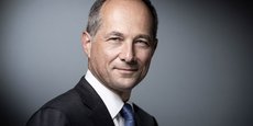 Directeur général de Société générale depuis 2008, et à ce titre doyen des dirigeants des grandes banques françaises, Frédéric Oudéa engage une vaste transformation de son groupe.