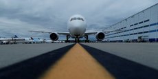 Les industriels de l'aviation craignent que la 5G perturbe les altimètres des avions, notamment pendant les phases d'atterrissage aux instruments.