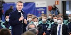 Emmanuel Macron s'est adressé à Chalampé (Haut-Rhin) aux salariés de la plate-forme industrielle WEurope, dont l'actionnaire BASF va investir 300 millions d'euros.