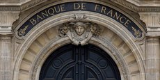 Une hausse de 1 point pourrait coûter au bout de dix ans 39 milliards d'euros par an aux finances publiques françaises, a mis en garde mardi le gouverneur de la Banque de France,