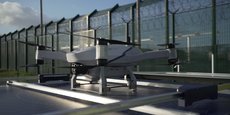 7,5 kg pour environ 80 cm d'envergure : le drone Skeyetech développé par Azur Drones capable d'effectuer des vols de surveillance de manière autonome.