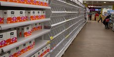 Dans les supermarchés, le prix des denrées alimentaires s'est envolé.