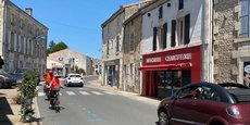 À Benet, en Vendée, l'intervention de la foncière Métropolys et de la Banque des territoires a permis de sauver la boucherie-charcuterie et de garantir l'attractivité de la commune.