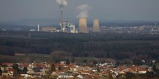 Emmanuel Macron a promis fin septembre de fermer les centrales de Cordemais (Loire-Atlantique et Saint-Avold, les dernières centrales à charbon, combustible extrêmement nocif pour le climat.