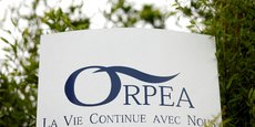 Orpea doit renégocier sa dette pour « protéger ses salariés et résidents ».
