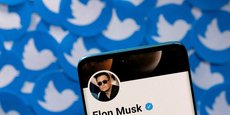 Elon Musk tente de s'extirper de l'accord latéral de rachat de Twitter à 44 milliards de dollars du réseau social, signé fin avril.