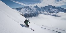 À horizon 2050, sans production de neige et dans la trajectoire d'un scénario de réchauffement planétaire de +2 degrés, plus de la moitié des stations de ski européennes pourraient être exposées à un risque élevé de faible enneigement.