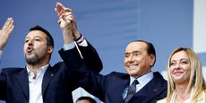Matteo Salvini, leader de la Ligue, Silvio Berlusconi, président de Forza Italia et Giorgia Meloni, présidente de Fratelli d'Italia, grande gagnante du scrutin législatif, devraient former la coalition qui va diriger la troisième économie de l'Europe.