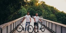 Romain Segura et David Carneiro prévoient le lancement de leur première série de vélo évolutif en mars prochain. Avec un argument économique : un changement de cadre reviendrait deux fois moins cher au cycliste que l'achat d'un nouveau vélo.