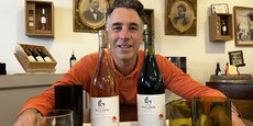 Bertrand Gourdou, vigneron propriétaire du domaine viticole audois Château Guilhem, a simplifié sa gamme en la ramenant de 12 à 7 cuvées, et opté pour un packaging unique pour toutes.
