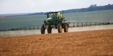 Les « coûts cachés » des pesticides s'estimeraient entre 370 millions et plusieurs milliards d’euros par an pour la France selon le bureau d'études Basic