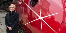 Aujourd'hui, en gare de Bruxelles Sud, la directrice générale d'Eurostar Goup, Gwendoline Cazenave, présente un TGV de l'ex-Talys qui arbore le nouveau logo en étoile à six branches commun aux deux flottes réunies, mais conserve sa livrée rouge typique.