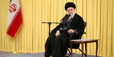 Photo d'archives du Guide suprême iranien, l'ayatollah Ali Khamenei, lors d'une réunion à Téhéran