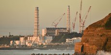 L'eau de Fukushima a été longtemps stockée dans d'immenses citernes sur le site de la centrale et traitée pour la débarrasser de ses substances radioactives, à l'exception du tritium, qui n'est dangereux qu'à de très hautes doses concentrées