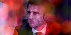 Le président Macron donne une interview télévisée après que le gouvernement a survécu au vote de défiance