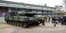 Un char Leopard 2 en février en Allemagne. Le blindé est produit par les industriels Rheinmetall et Krauss-Maffei.