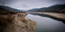 Dans les Pyrénées-Orientales, le barrage sur l’Agly, à Caramany, est tombé largement en-dessous de sa côte maximale au printemps dernier.