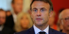 Le président français Emmanuel Macron à Annecy au lendemain de l'attaque au couteau