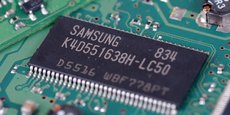 Le chiffre d'affaires de Samsung a quant à lui reculé de -22% entre avril et mai, à 60.000 milliards de wons (42,1 milliards d'euros).