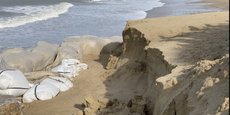 Sur la plage de Gouville, les géotubes sont restés impuissants face à la tempête Ciara